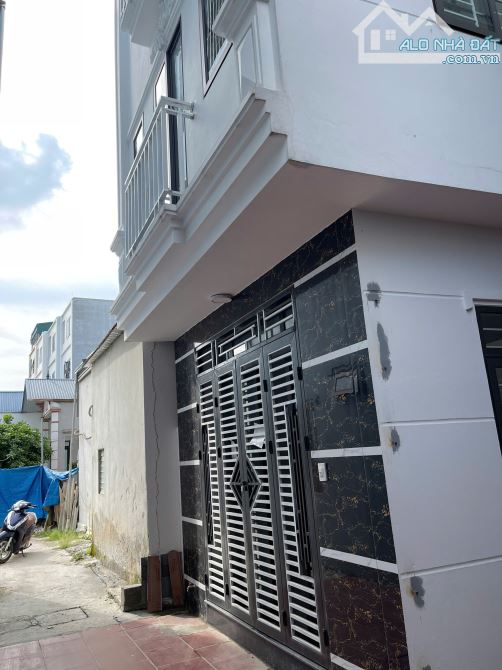 Biên Giang, HĐ, Nhà mới 5 tầng, 33m2, Lô góc, gần Hồ cực mát, ô tô tránh đỗ 20m, nhỉnh 3tỷ