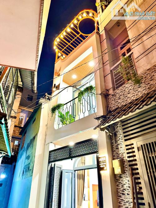 🟢 GIÁP Q1-Q3- NGUYỄN TRỌNG TUYỂN-P/15-DTSD:60M2 SÀN-2 TẦNG-2PHONG NGỦ-CHỈ:4 TY....🟢