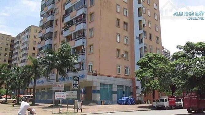Cho thuê căn hộ tại N3B Lê Văn Lương. 60m2, 1 phòng ngủ + 1 đa năng, gần đủ đồ, 11tr/tháng