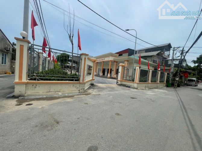 SÁP MAI – VÕNG LA, Ô TÔ ĐỖ CỬA – GẦN CHỢ MUN – BV NHIỆT ĐỚI – KCN BẮC THĂNG LONG