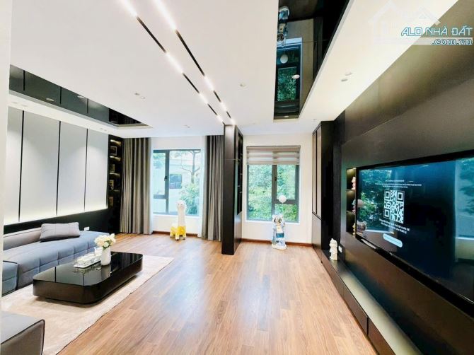 Bán nhà khu phân lô Xuân La Tây Hồ 70m, mặt tiển 6.5m  gara ôtô full nọi thất