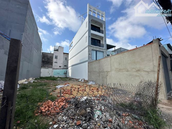 Bán lô đất mặt tiền đường chính Thống Nhất, P15, Gò Vấp. 5*30m, giá 12.8tỷ