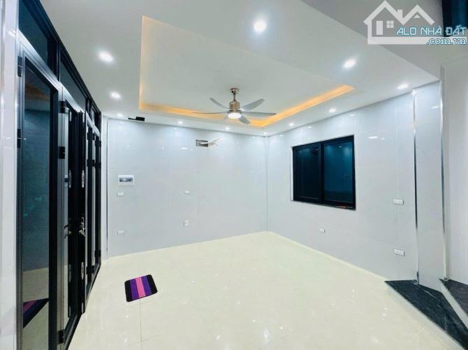 Nhà đẹp Văn Hương, lô góc full nội thất. Ngõ to nông rộng
