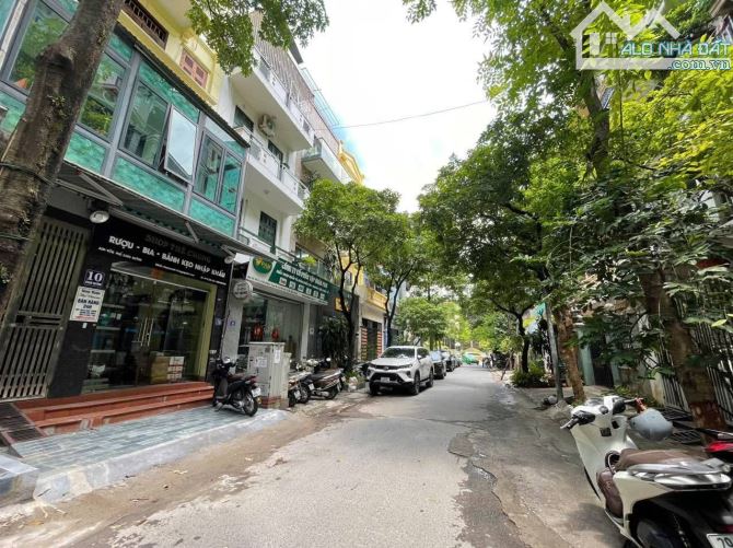 Bán Nhà MP Xuân Quỳnh Cầu Giấy vỉ hè oto KD Thang máy nhỉnh 37ty 70m x5t.