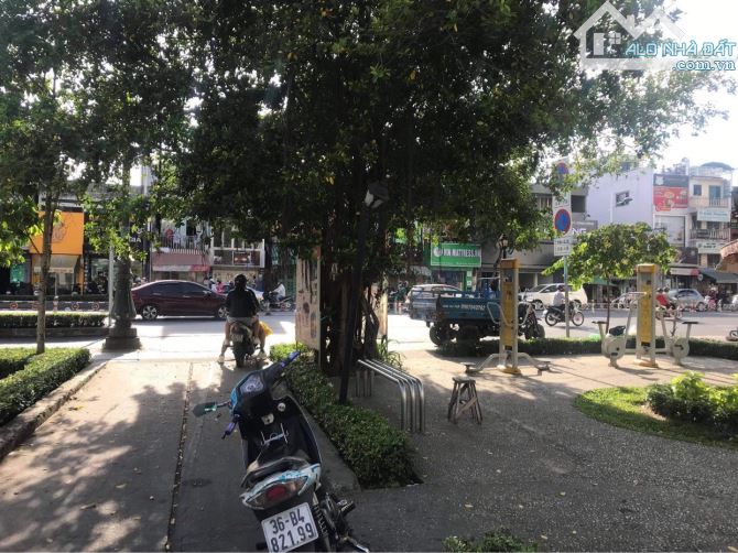 💥 Bán đất mặt tiền đường 1-2 Võ Văn Vân 2120m2, 32 tỷ.