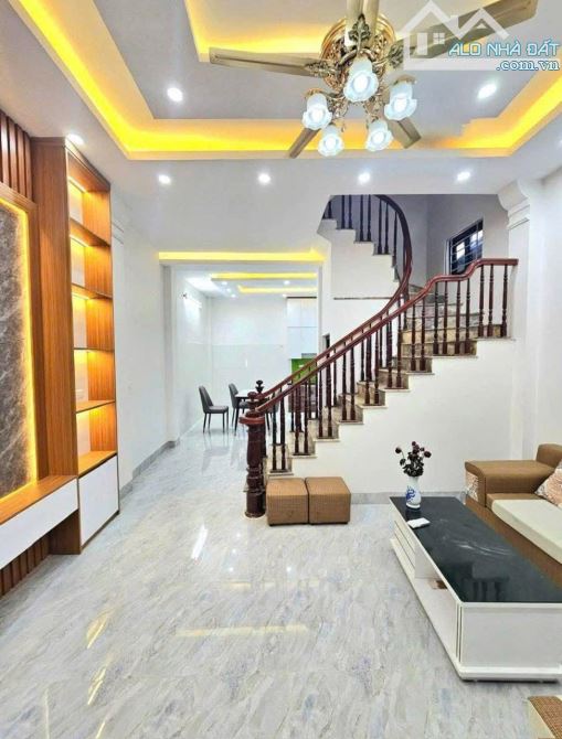 NHÀ PHÚ MINH SIÊU ĐẸP - SỔ VUÔNG ĐÉT - DT 41M2 - 4 TẦNG - FULL NỘI THẤT - 6.65 TỶ.