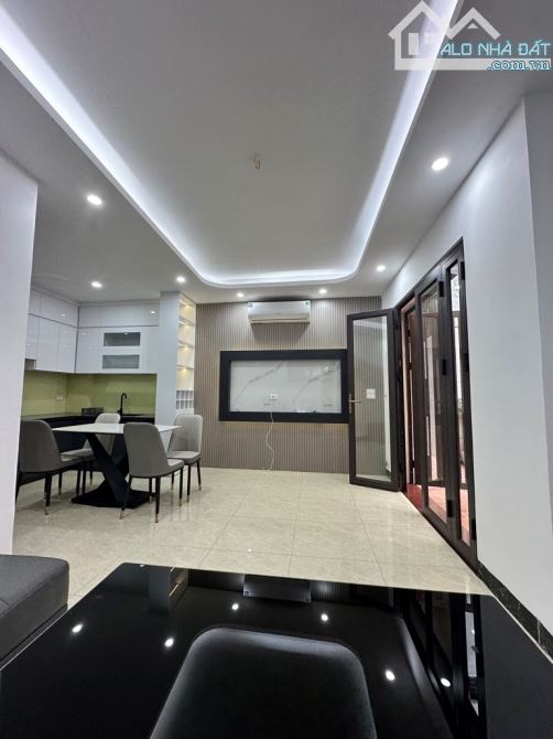 Bán nhà Tô Vĩnh Diện, Thanh Xuân, gần ô tô, 40m2, 7.8 tỷ(CTL)