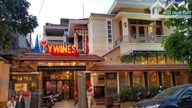 Biệt thự 34 Nguyễn Thị Diệu Quận 3 10 Phòng VIP giá thuê 195 triệu 13x18m 2 lầu