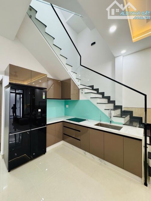NHÀ ĐẸP FULL NỘI THẤT CAO CẤP – KHU TÊN LỬA ĐƯỜNG SỐ 7, 3 TẦNG – GIÁ NHỈN 7 TỶ