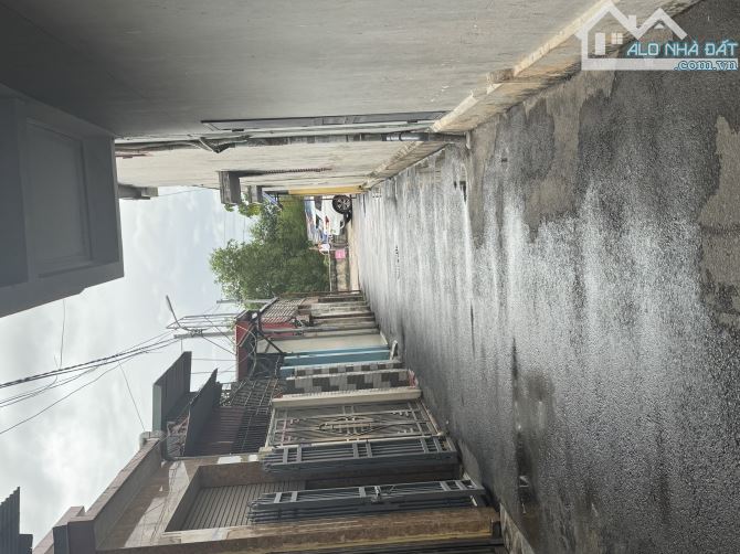 Bán đất tặng nhà 1,5 tầng 70m2 giá chỉ 2,25 tỉ sẵn dòng tiền