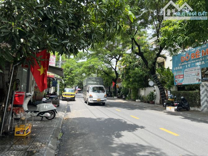 Bán nhà 3 tầng đường Lý Thái Tổ Hội An