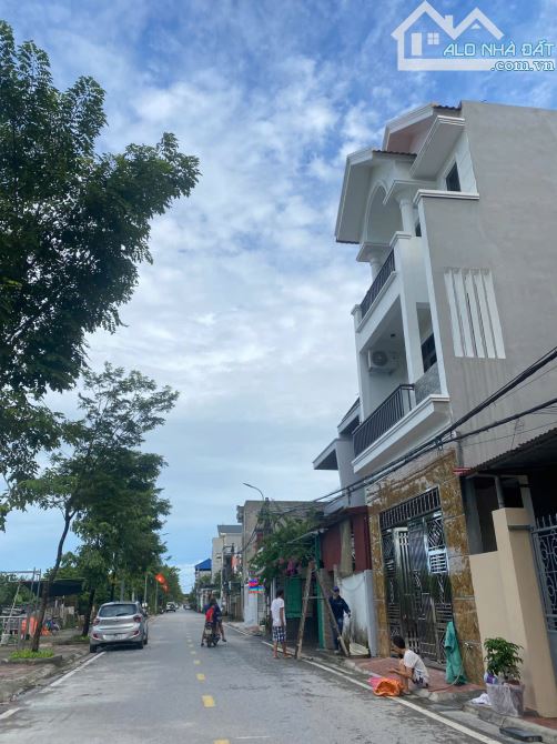 BÁN ĐẤT TIÊN DƯƠNG, ĐÔNG ANH, HÀ NỘI. VÀI BƯỚC RA BÌA LÀNG. MẶT TIỀN QUYỀN LỰC