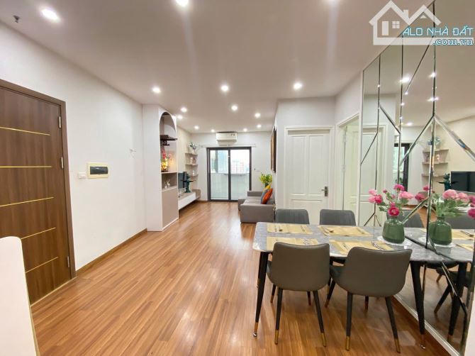 CC CAO CẤP HEI TOWER 1 NGUỴ NHƯ KON TUM, DT 80m, 2 NGỦ + 2WC , Full NỘI THẤT, Giá 7.75 tỷ