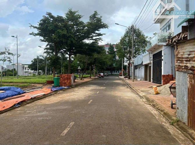 ĐẤT ĐẤU GIÁ PHAN BỘI CHÂU VIEW HOA VIÊN: Giá 3.99 tỷ