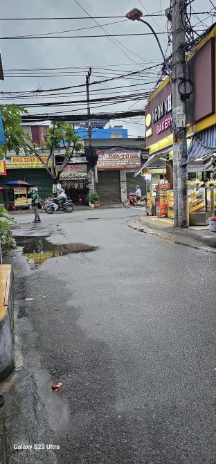 CHỈ 8.5 TỶ  CÓ NGAY NHÀ MỚI 5 TẦNG SIÊU ĐẸP, FULL NỘI THẤT, GẦN MT TỈNH LỘ 10