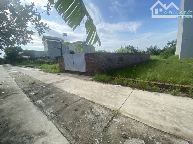 BÁN 62M ĐƯỜNG THÔNG Ô TÔ ,TRUNG TÂM THỊ TRẤN QUANG MINH MÊ LINH