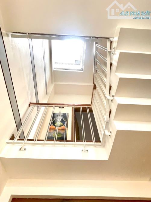 🏡 CHỦ ĐỊNH CƯ NƯỚC NGOÀI CẦN BÁN GẤP – NHÀ 4 TẦNG MẶT TIỀN NGUYỄN HÀNG, TRUNG TÂM CẨM LỆ