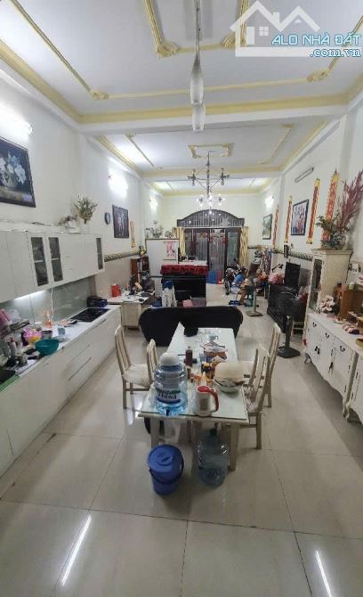 HẺM TO NHƯ MẶT TIỀN-RÔNG ĐẸP GIÁ TÔT-BÁN NHÀ 5X23-4 TẦNG-HẺM TO RỘNG-KHUÔNG VIỆT TÂN PHÚ-