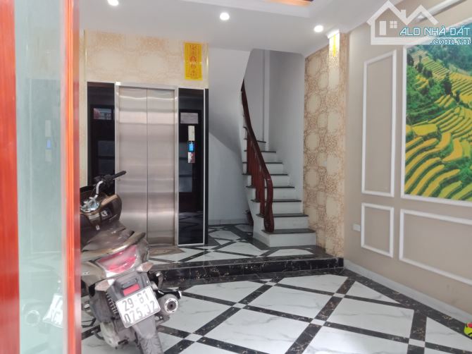 HÀNG VIP LÔ GÓC-GARA Ô TÔ-7 TẦNG-THANG MÁY-KHƯƠNG HẠ-THANH XUÂN-48M2-MT5.6M-12.8 TỶ