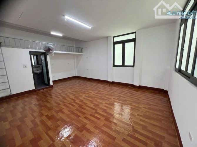 Cho thuê nhà nguyên căn làm HOMESTAY sinh viên 6 tầng x 70m2, 35tr