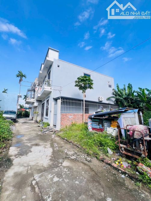 Duy nhất lô 70m ngõ ô tô 7 chỗ đỗ cửa giá 1,4x tỷ Lâm Động, Thuỷ Nguyên, Hải Phòng
