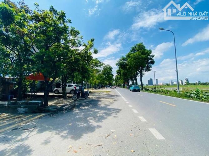 🌟 VĨNH THANH - ĐÔNG ANH 🌟 🚘 Ô TÔ 7 CHỖ ĐỖ CỬA –  NỞ HẬU – VỊ TRÍ ĐẸP- 3 BƯỚC CHÂN RA ĐƯ