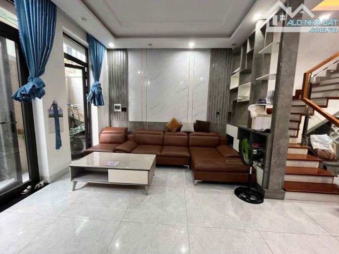 🌟BÁN NHÀ 3 TẦNG ĐẸP KIÊN CỐ ĐƯỜNG DIỆP MINH CHÂU – SỐNG SANG, Ở SƯỚNG. CHỈ HƠN 7 TỶ.