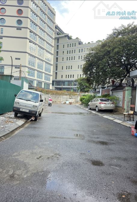 hiếm có khó tìm, bán nhà Mỹ Đình, kinh doanh ô tô tránh. 4 tầng giá chỉ 5.5 tỷ.