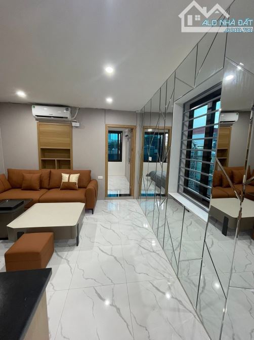 CĂN 2 NGỦ - PHƯƠNG MAI- Ô TÔ VÀO TẬN CHÂN CẦU THANG - , GẦN HỒ PHƯ