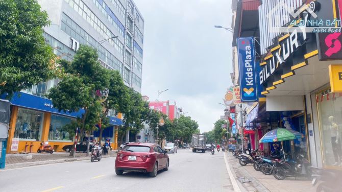 SIÊU PHẨM KINH DOANH PHỐ CAO LỖ - NHÀ 5 TẦNG MẶT PHỐ VỈA HÈ. DÒNG TIỀN 49TR/T