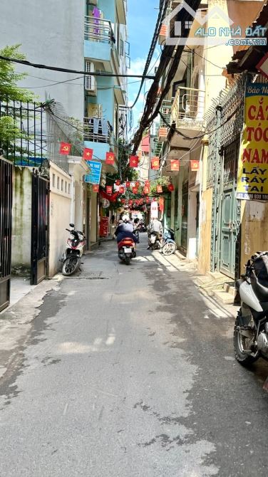 🔥 CẦU GIẤY – SIÊU PHẨM NHÀ ĐẸP – 5 TẦNG HIỆN ĐẠI – MẶT TIỀN CỰC RỘNG – NGÕ NÔNG GẦN PHỐ –