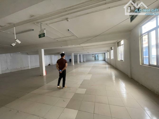 🏢 CHO THUÊ VĂN PHÒNG – TÒA NHÀ 33 MẠC THÁI TỔ, CẦU GIẤY