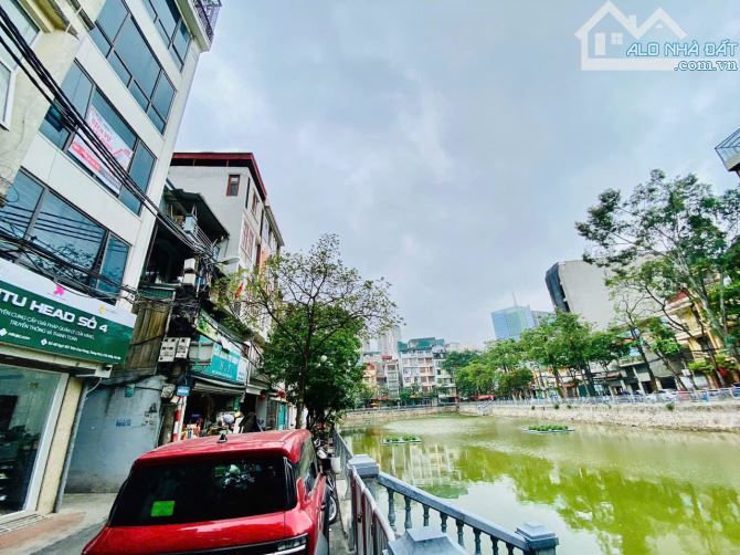 TOÀ NHÀ TRẦN DUY HƯNG - 7 TẦNG 11 PHÒNG 10M Ô TÔ - DOANH THU 960 TRIỆU/NĂM GIÁ 20 TỶ