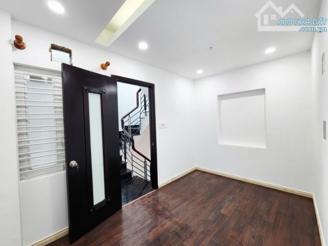 KHU TÂN SƠN NHÌ - HẺM XE HƠI TRẦN VĂN ƠN NHÀ 5 TẦNG 5PN MỚI ĐẸP GIÁ 6TỶ 380 TL - 10