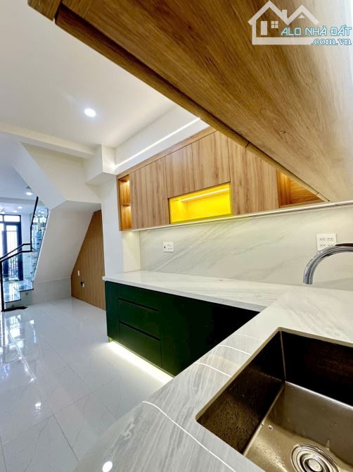 Bán nhà trệt lầu mới hẻm 105 Trần Quang Diệu - 10