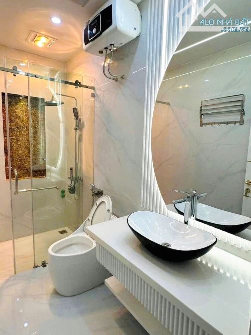 🏠 Quá Đẳng Cấp 14,5 Tỷ- Bán Nhà Mặt Đường Dân Lập Lê Chân HP-Diện tích: 135m² * 4 tầng - 10