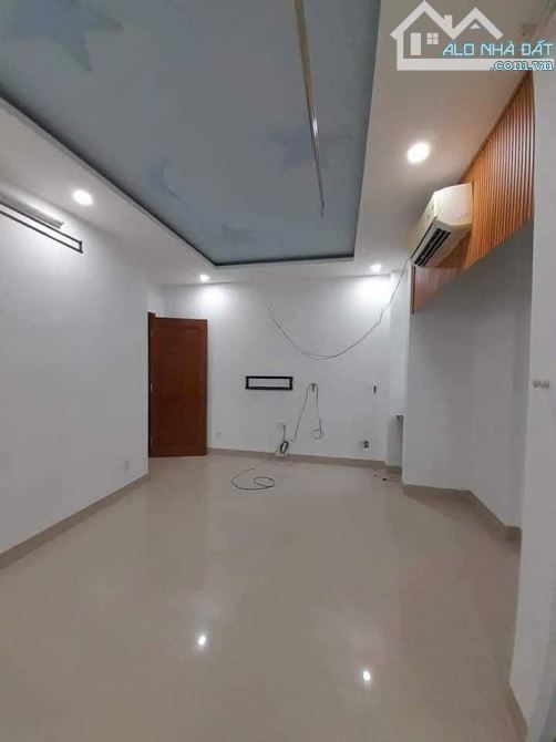 🛑 CHO THUÊ NHÀ 4 TẦNG ĐƯỜNG : BÀU HẠC 8 - 3PN - 3WC - 10