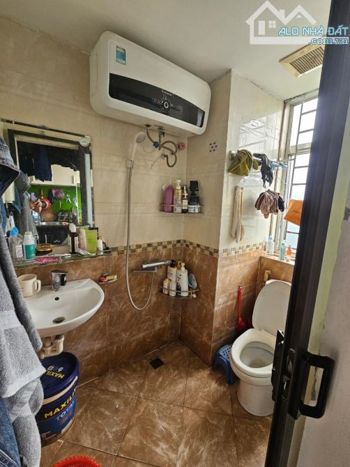 Bán căn hộ toà A6D Nam Trung Yên, 50m2, 2N, 1K, 1WC, giá 4.25 tỷ - 10