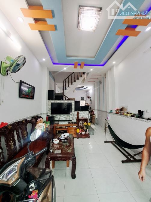 👉 BÁN NHÀ B TÂN ĐẸP GIÁ RẺ 3 TẦNG 67M² LÊ Đ CẨN HẺM XE HƠI  CHỈ NHỈNH 5ZÍT. - 10