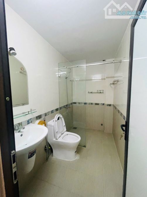 Trống sẵn căn hộ 2 tầng 2 PHÒNG NGỦ 2 WC Dương Đình Nghệ - 10