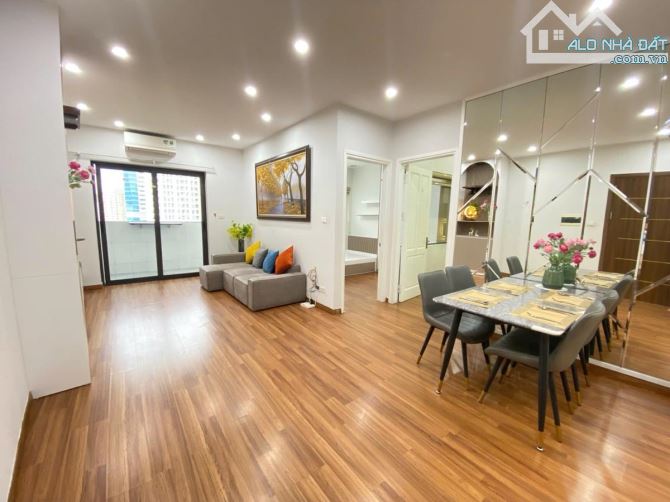 Bán CH Hei Tower số 1 Ngụy Như Kon Tum,80m2, 2N,2WC, giá 7.75 tỷ - 11