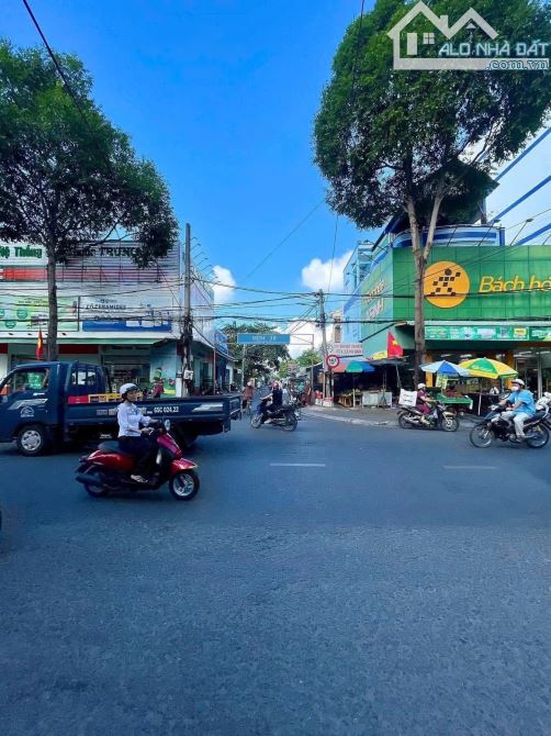 Nhà 1 Trệt 2 Lầu Sân thượng Trục chính hẻm 38 đường Trần Việt Châu - Gần chợ An Hoà - 11