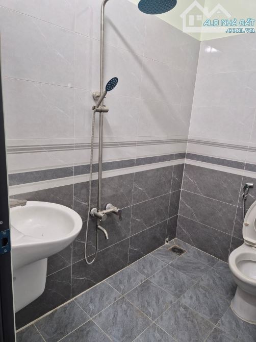 Bán Nhà mặt tiền Buôn Bán Ngay chợ an nhơn - Ngã tư chiêu liêu Tân đông hiệp dĩ an 6 tỷ 5 - 11
