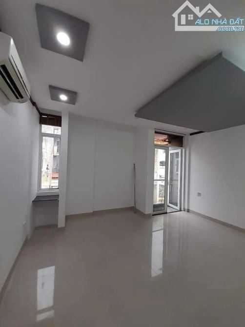 🛑 CHO THUÊ NHÀ 4 TẦNG ĐƯỜNG : BÀU HẠC 8 - 3PN - 3WC - 11