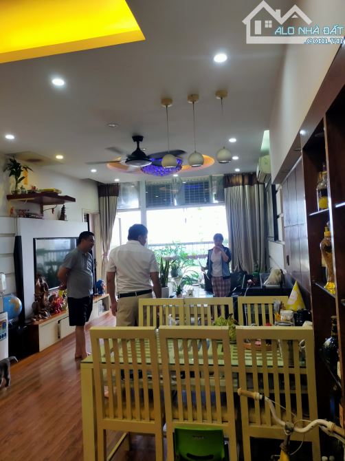 Bán căn hộ toà A6D Nam Trung Yên, 50m2, 2N, 1K, 1WC, giá 4.25 tỷ - 11