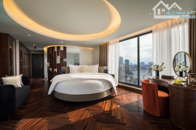 Cần bán khách sạn mặt phố Hàng Bè, DT 185m², MT 7.5m x 11 tầng, 1 hầm, 45 phòng Giá 179 tỷ - 1