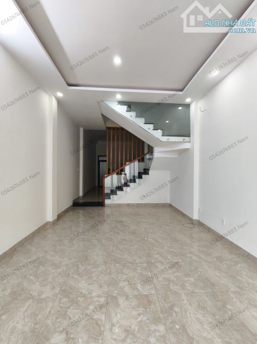Cho thuê nhà nguyên căn mặt tiền Lê Anh Xuân, Tân Lợi, Đắk Lắk - 1