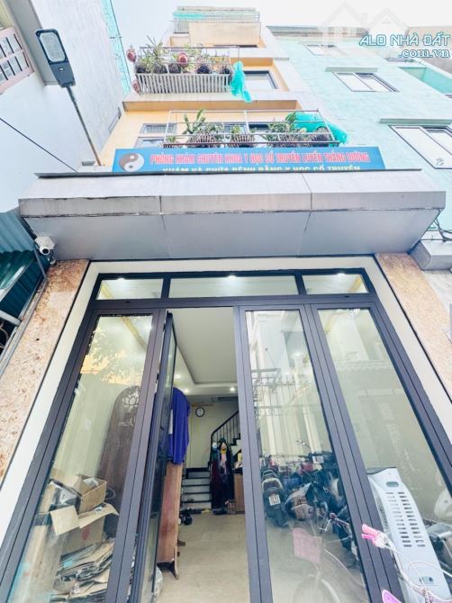 Bán Nhà Xây Mới Tây Hồ 40m2 5 Tầng Ô Tô Đỗ Cửa Tặng Full Nội Thất Cạnh Khu Đô Thị Ciputra - 1