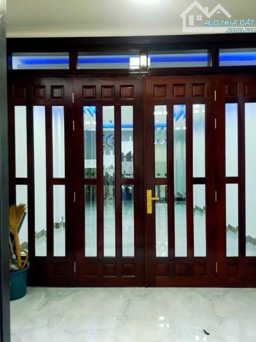 HXH QUAY ĐẦU – NHÀ 3 TẦNG BTCT – 4PN 4WC – P.9 GÒ VẤP – 6.7 TỶ - 1