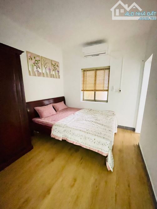 THANH KHOẢN CĂN HỘ TẬP THỂ QUỲNH LÔI-HỒNG MAI SỔ TO CHỈ HƠN 3tỷ - 1